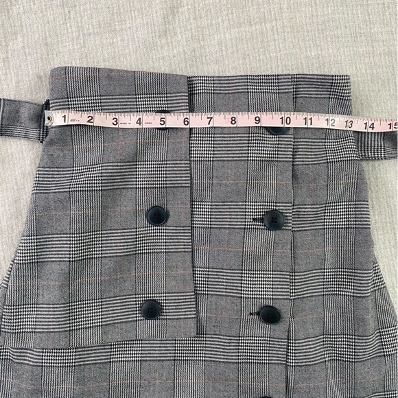 Zara Plaid Miniskirt, Size XS 💖 - Picture 7 of 9